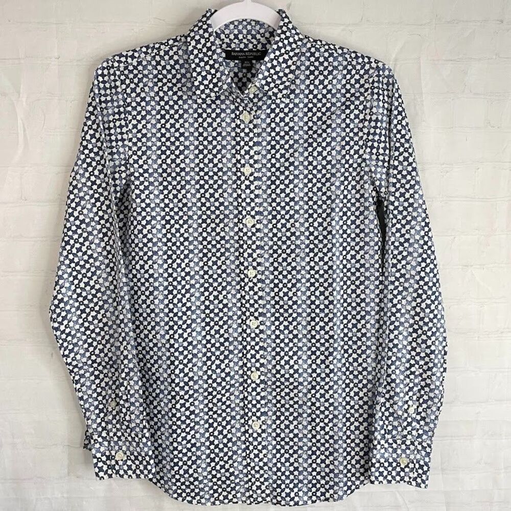 Banana Republic Button Up Shirt Womens Size XS Blue Geometric Long Sleeve Cotton